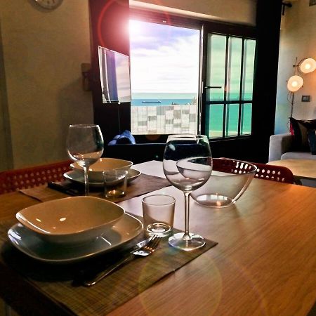 Modern & Bright Flat - 2 Min From The Sea Savona Exterior foto
