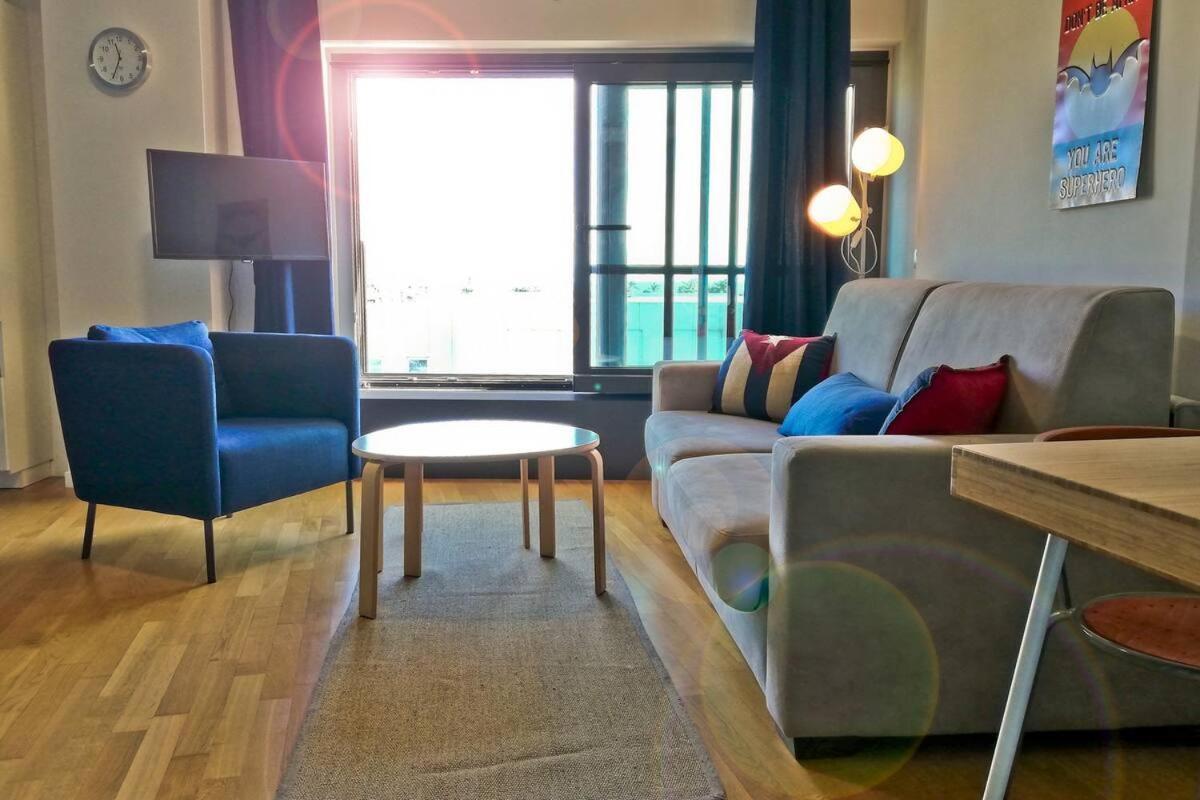 Modern & Bright Flat - 2 Min From The Sea Savona Exterior foto