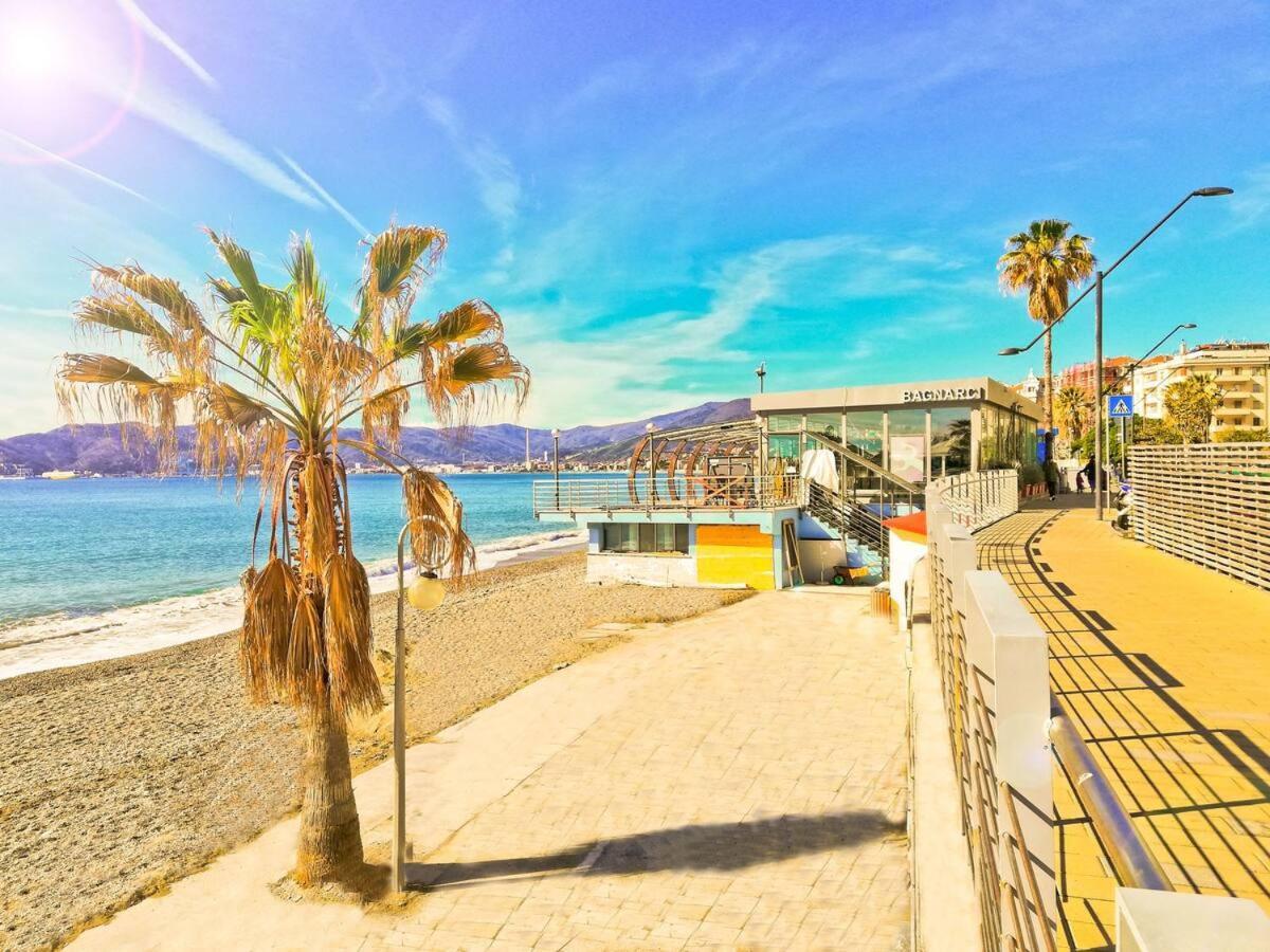 Modern & Bright Flat - 2 Min From The Sea Savona Exterior foto
