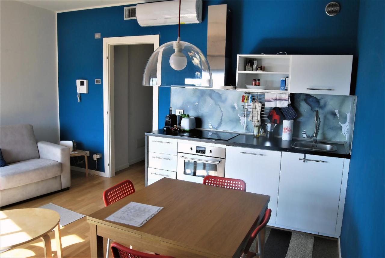 Modern & Bright Flat - 2 Min From The Sea Savona Exterior foto